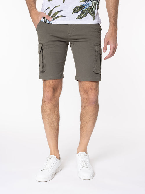 Bermuda con tasconi|Colore:Verde militare 