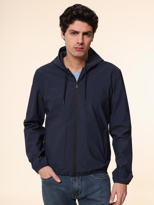 Giubbotto bomber in tessuto tecnico con cappuccio|Colore:Blu