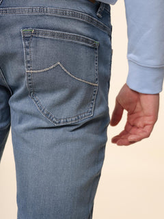 Jeans Assioma