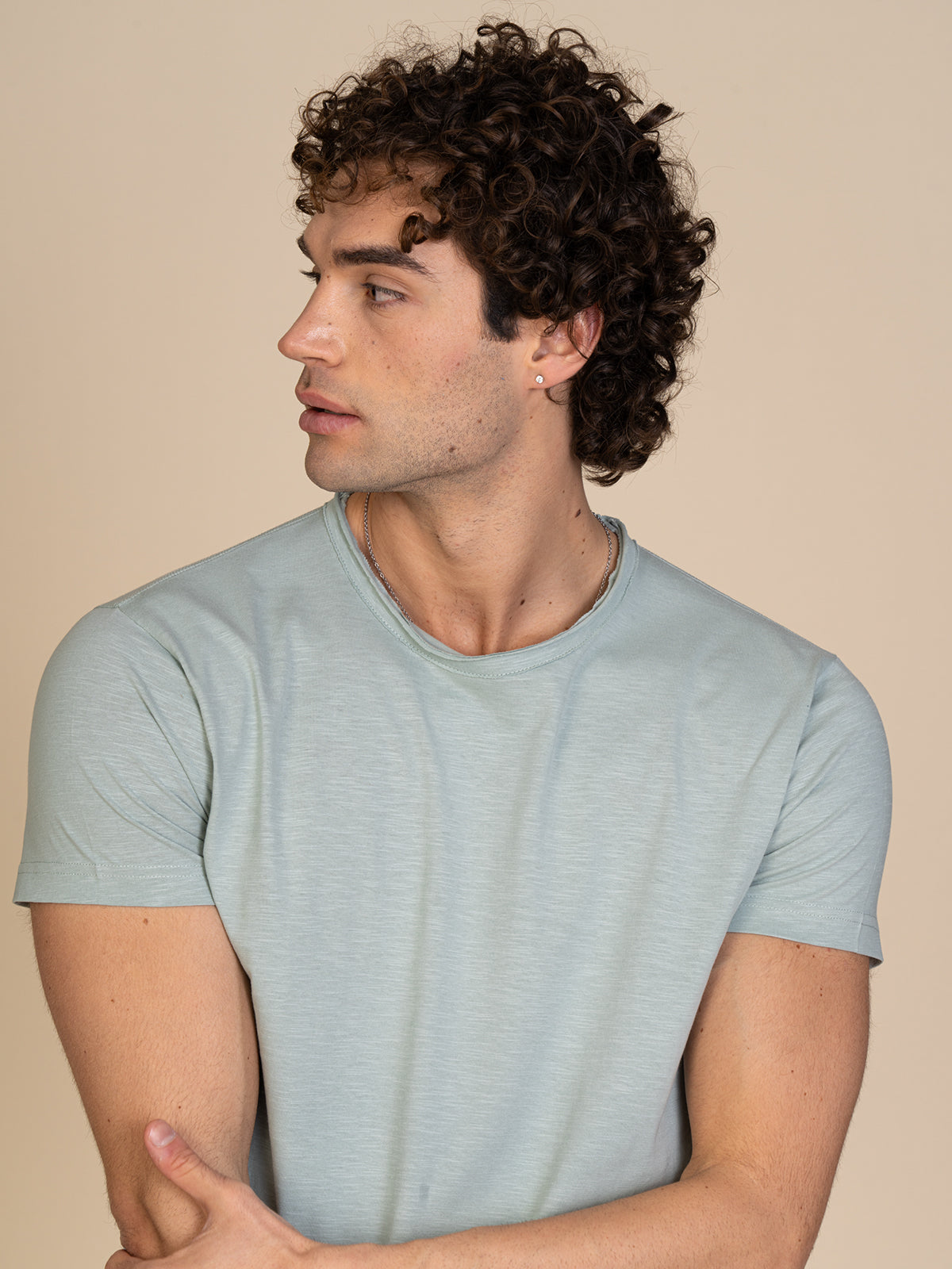 T-Shirt collo taglio vivo|Colore:Menta