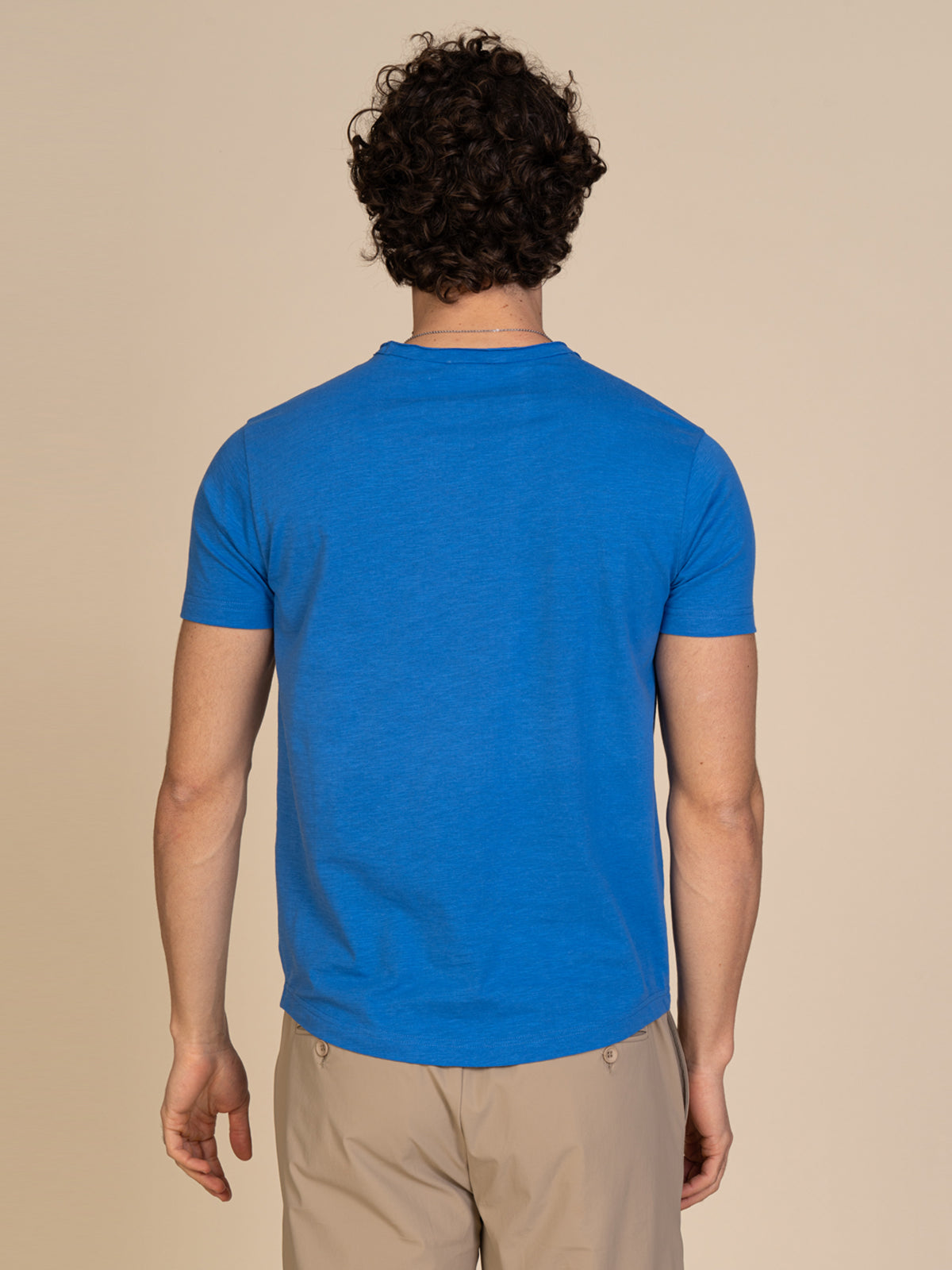 T-Shirt collo taglio vivo|Colore:Royal