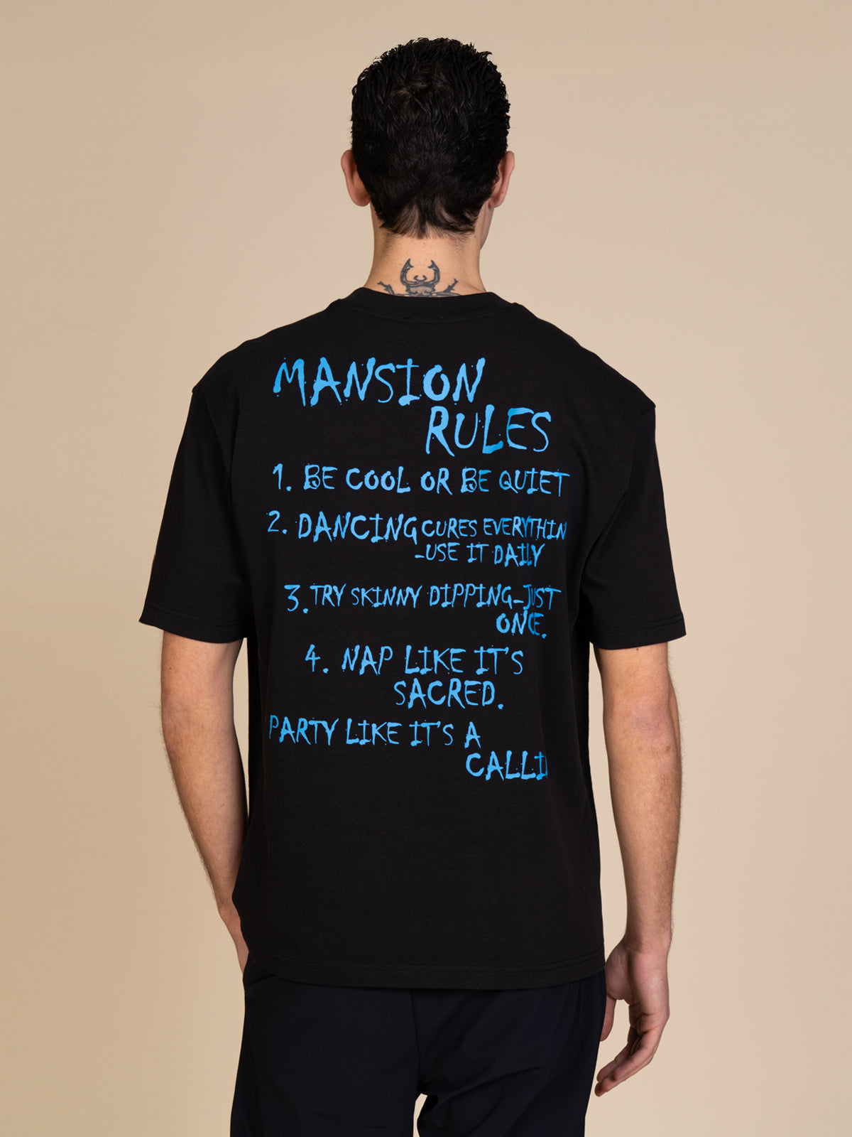 T-Shirt con stampa retro|Colore:Nero