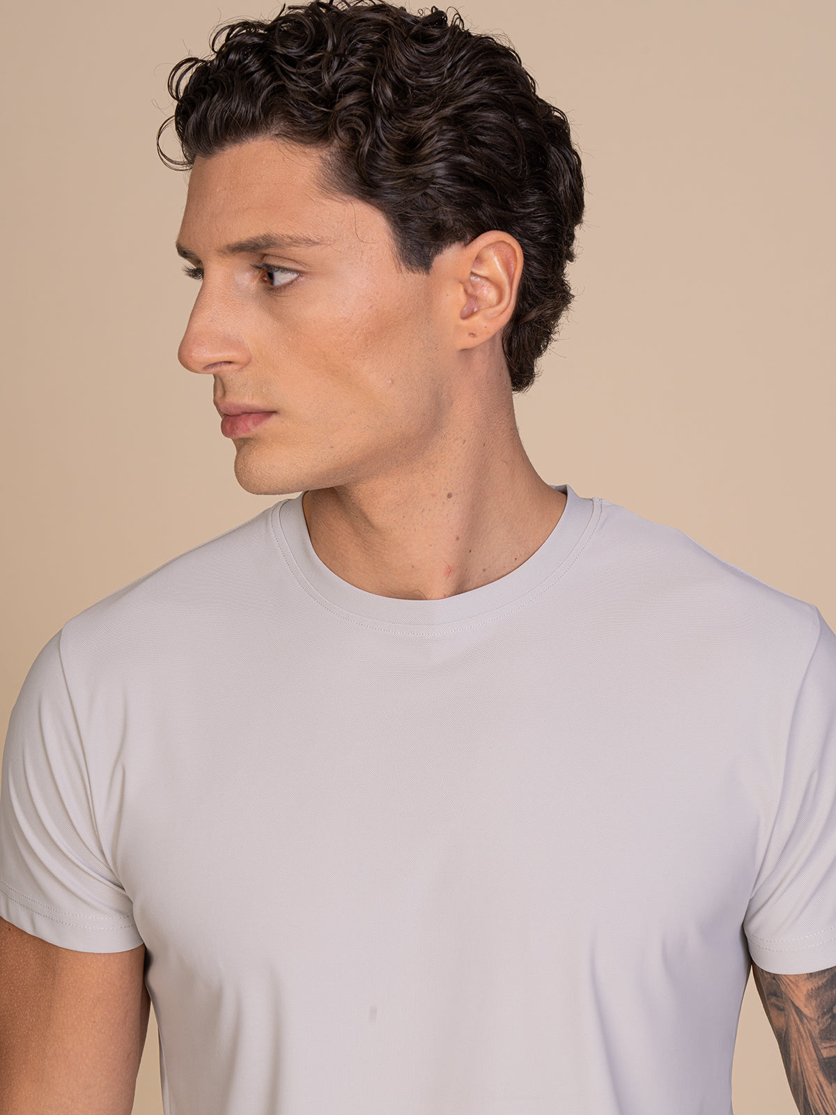 T-Shirt in tessuto tecnico|Colore:Perla