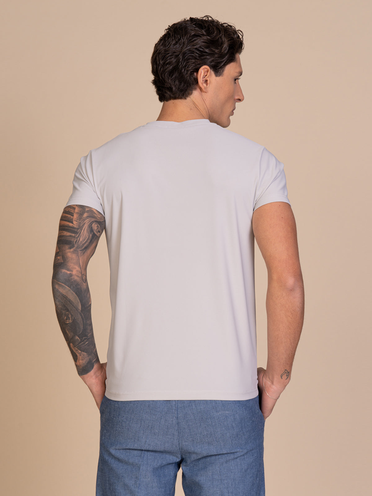 T-Shirt in tessuto tecnico|Colore:Perla