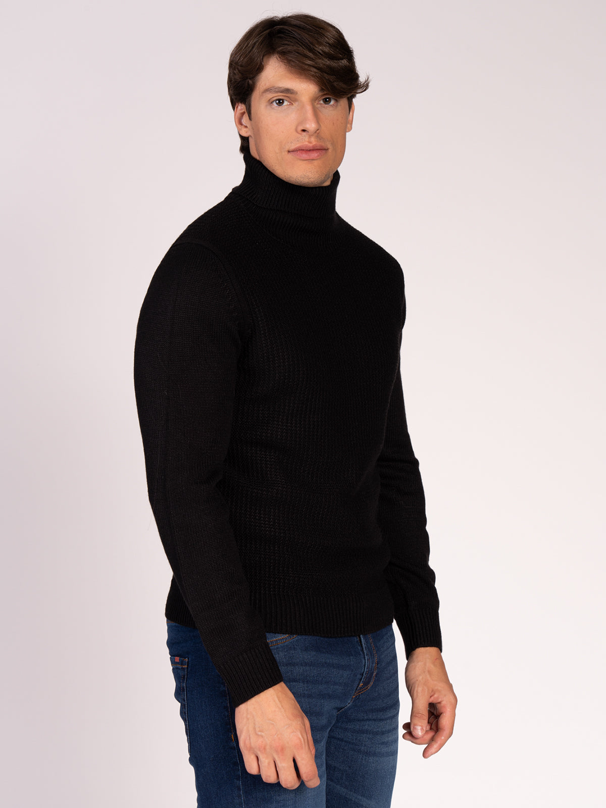 MAGLIA COLLO ALTO|Colore:Nero